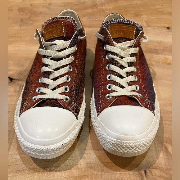 Converse Low Tops - Orange/Blue pattern Size 10 - Picture 2 of 13